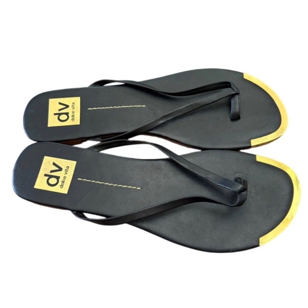 DV Dolce Vita Womens Black Gold Toe Cap Thong Sandals Flat Flip Flops Size 8